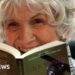 Canadian writer and Nobel prize winner Alice Munro dies at 92 Canadian writer and Nobel prize winner Alice Munro dies at 92