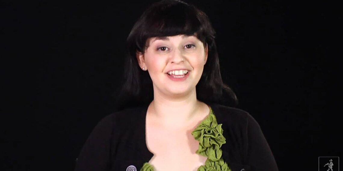 Interview With the Author of THE UNBECOMING OF MARA DYER