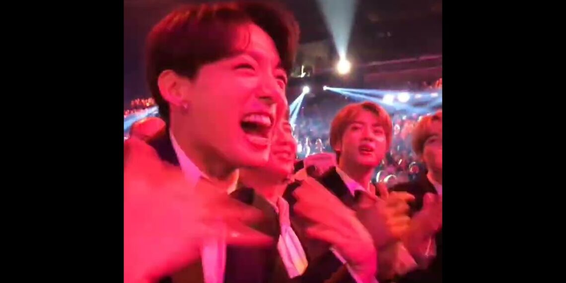 What if BTS Jungkook reacts on Lisa Winning the VMA’s Awards Show#bts#blackpink #lisa#jk#vma#liskook