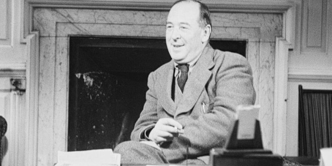 How To Read The Chronicles Of Narnia Books In Order