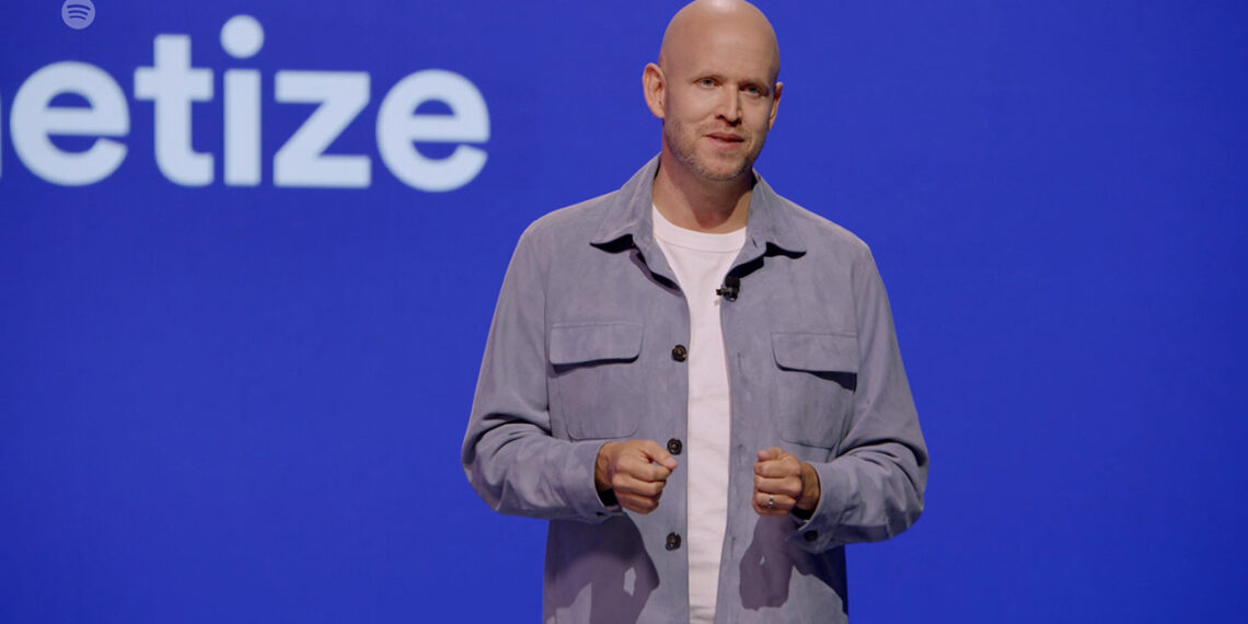 Stock Analysts on Earnings, Strategy, Audible