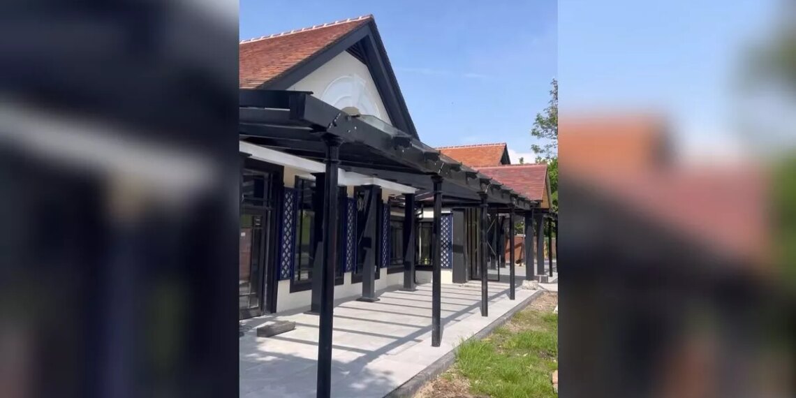 New restaurant’s website crashes after being inundated by people trying to book