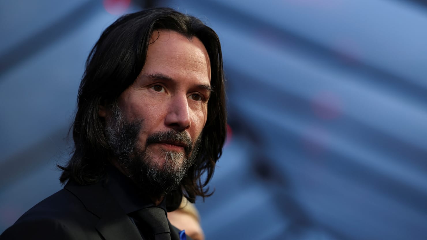 Keanu Reeves Has Written a Sci-Fi Novel and the Plot Is Wild Keanu Reeves Has Written a Sci-Fi Novel and the Plot Is Wild