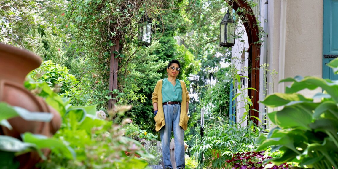 New book peeks over the wall into Philly’s grand gardens