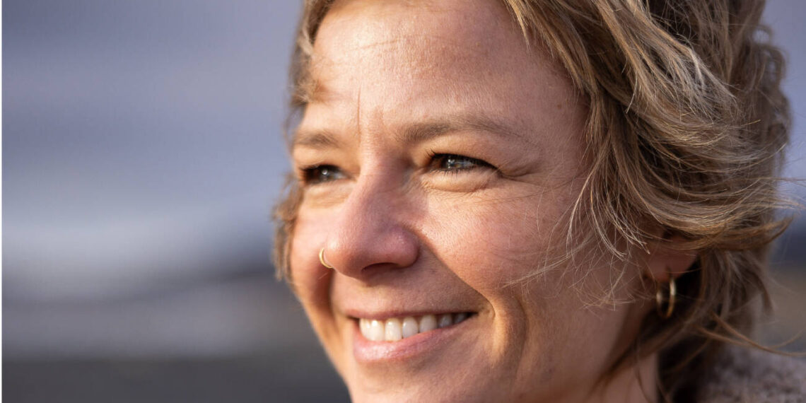 Local author wins international writing contest