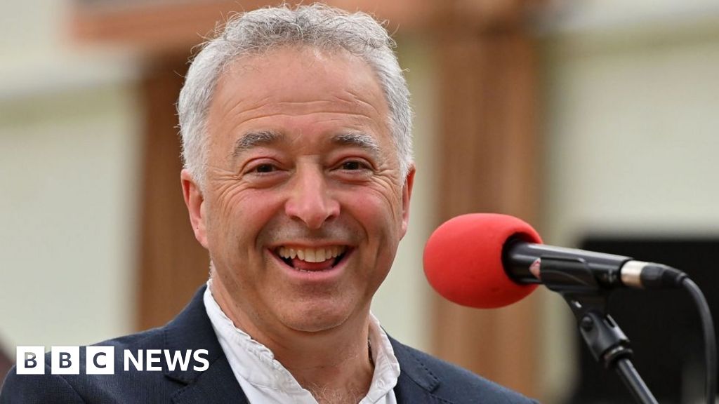 Frank Cottrell-Boyce named new children’s laureate