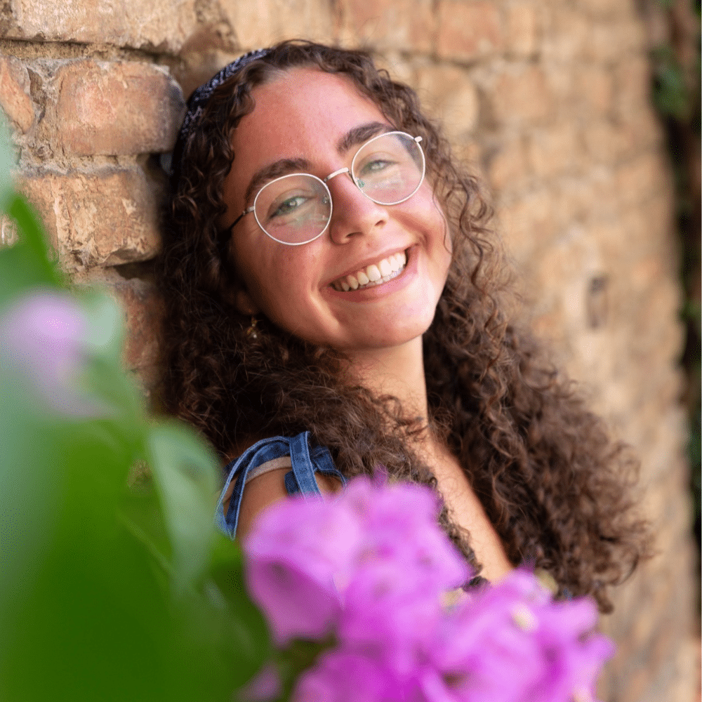 Longmeadow teen’s poetry book lands on best-seller list Longmeadow teen’s poetry book lands on best-seller list