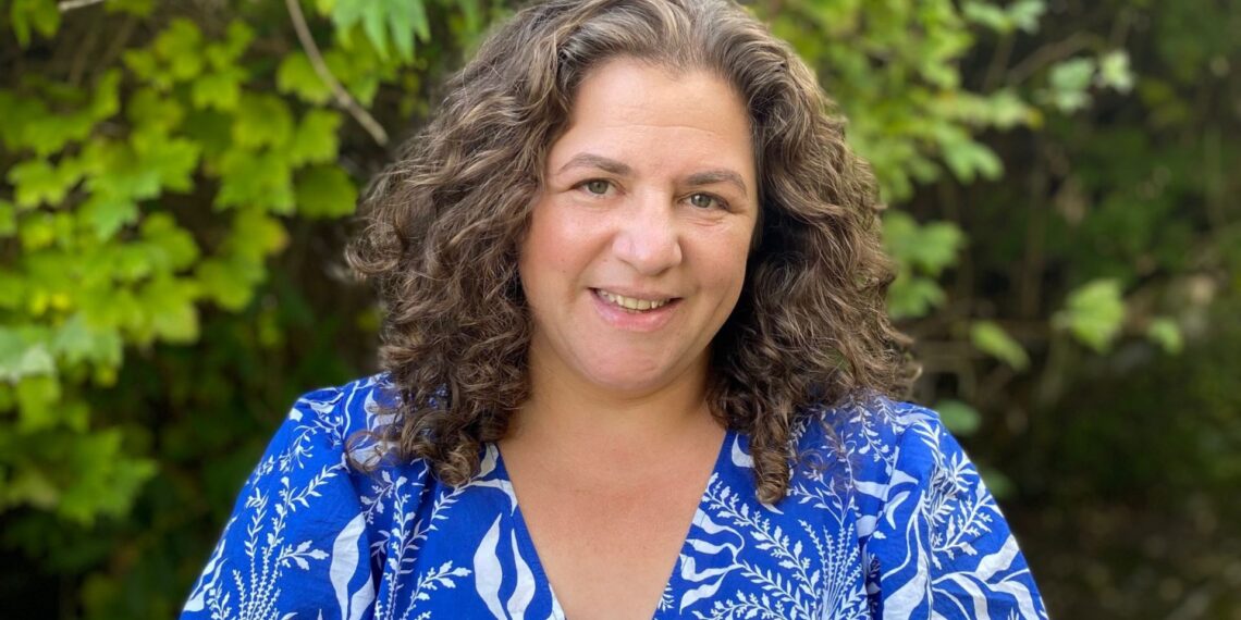 The Bookseller – Rights – Headline Review wins ‘suspenseful’ Ellie Levenson novel in five-way auction