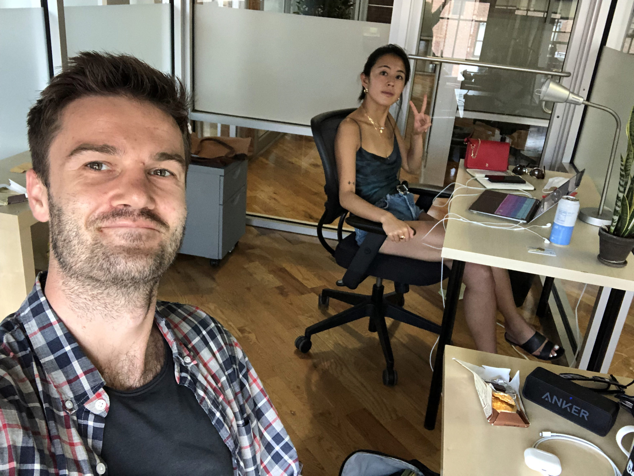 The ultimate long-form: Why and how journalists write books The ultimate long-form: Why and how journalists write books