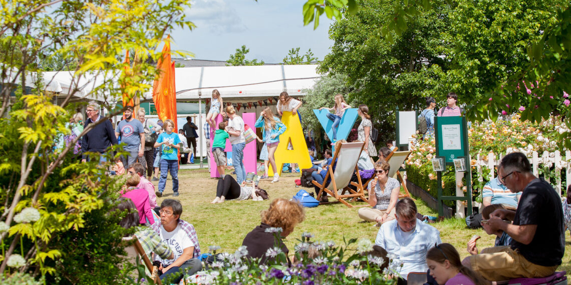 The Bookseller – Features – Festivals boom post-Covid but struggle with big names amid theatre tours The Bookseller – Features – Festivals boom post-Covid but struggle with big names amid theatre tours