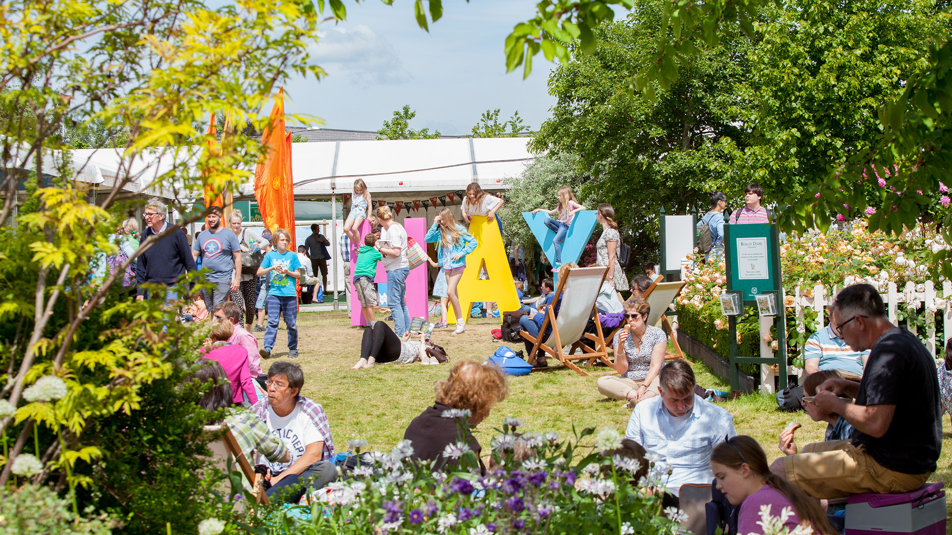 The Bookseller – Features – Festivals boom post-Covid but struggle with big names amid theatre tours The Bookseller – Features – Festivals boom post-Covid but struggle with big names amid theatre tours