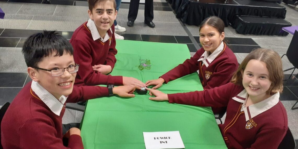 Young quizzers shine in literature competition