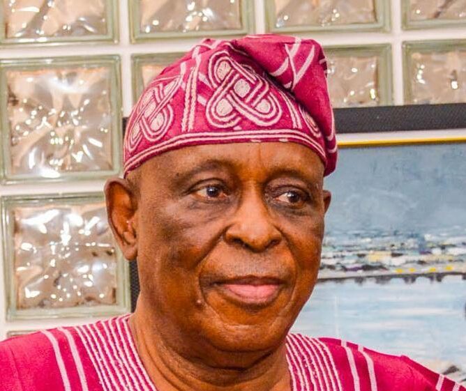 Osoba to present new book: “My Life in the Public Eye” Osoba to present new book: “My Life in the Public Eye”