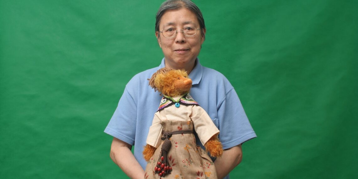 Book review: ‘Mourning a Breast’ by Xi Xi