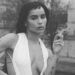 Zoë Kravitz is the muse of Saint Laurent Rive Droite’s new book – HERO Zoë Kravitz is the muse of Saint Laurent Rive Droite’s new book – HERO