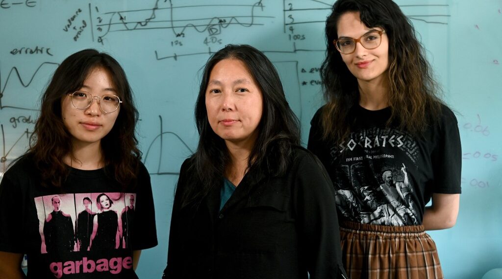 Doctor You — Hopkins researchers ask the public to help them learn how the brain processes stories Doctor You — Hopkins researchers ask the public to help them learn how the brain processes stories