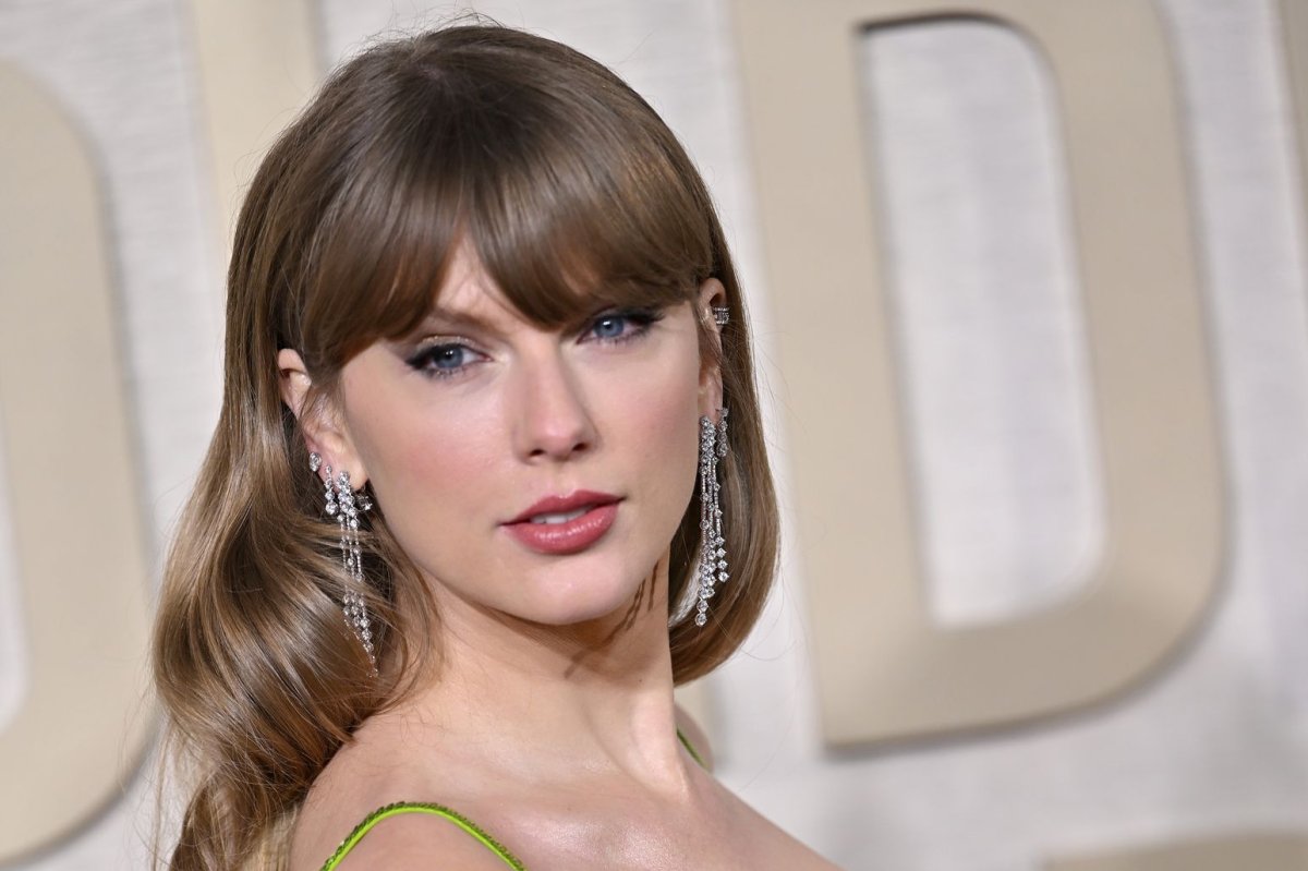 Listen: Taylor Swift releases ‘Tortured Poets’ double album Listen: Taylor Swift releases ‘Tortured Poets’ double album