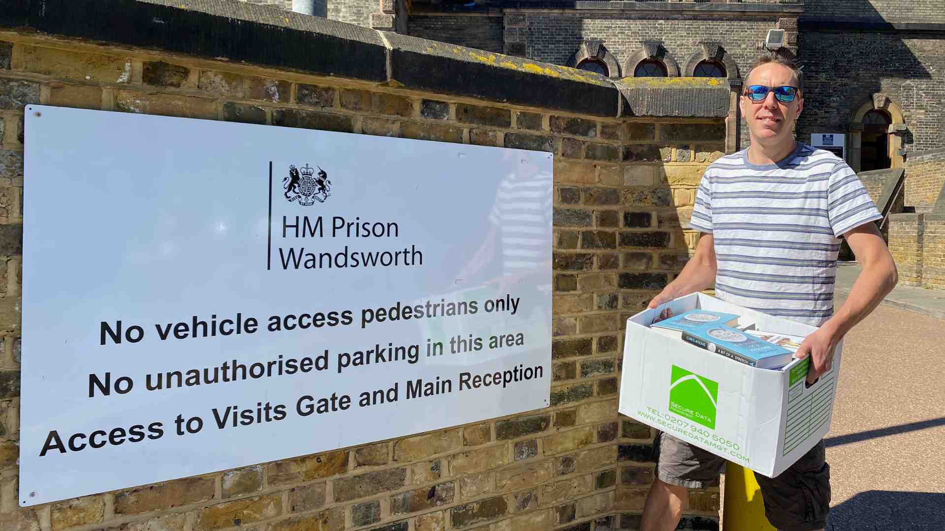 The Bookseller – News – Bang Up Books prison scheme founder Chris Atkins to publish new anthology with Profile Books