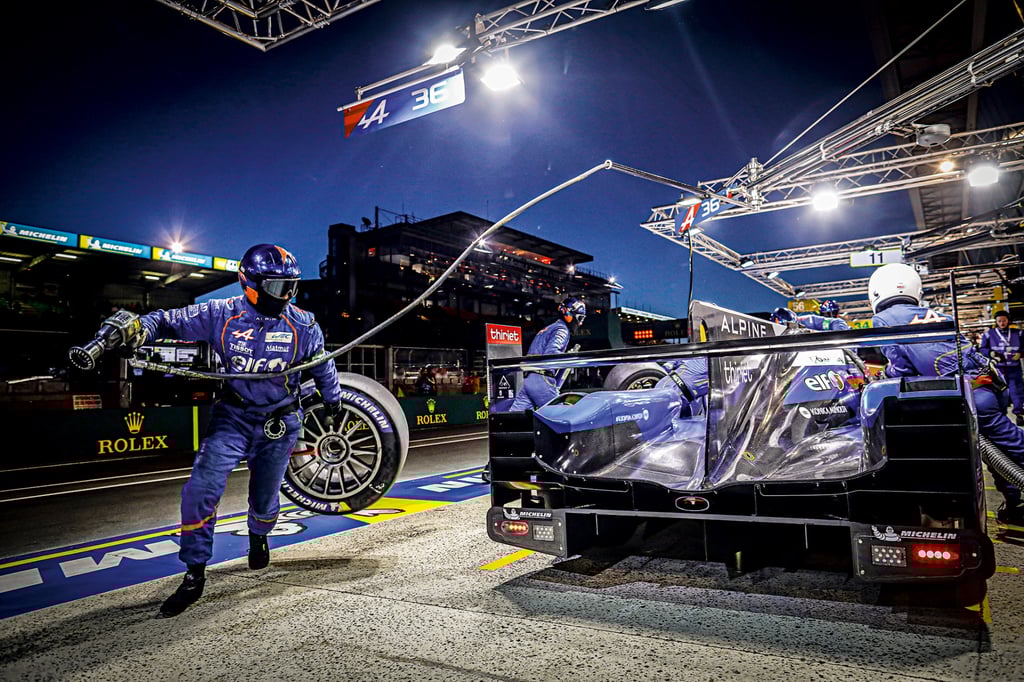 Alpine A470 Gibson team Signatech Alpine Matmut in the pits during qualifying for the 2019 24 Hours of Le Mans. Photo: DPPI