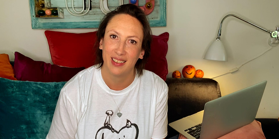 Miranda Hart to deliver ‘deep revelations’ in new book Miranda Hart to deliver ‘deep revelations’ in new book