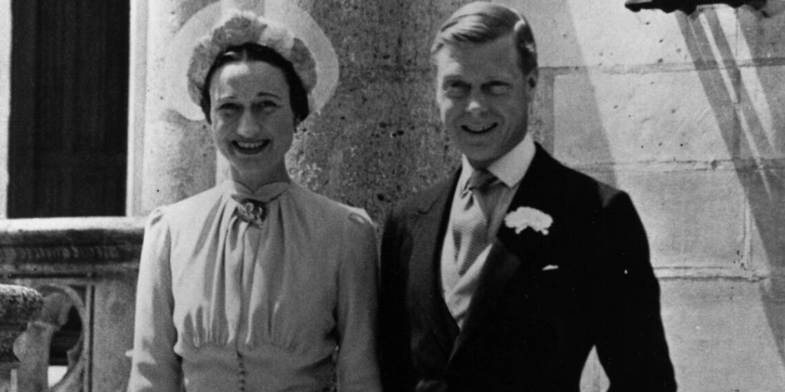 Wallis Simpson’s £17m jewellery robbery ‘could have been inside job’, new book suggests