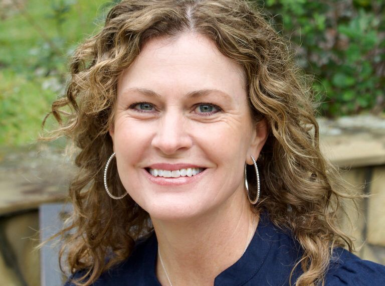 Author Jen Cole Introduces the First Three Books of Her New Children’s Book Series, “Rooster and Squid”