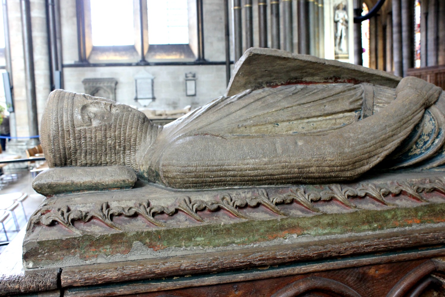 Effigy of William Longspee, medieval knight in Salisbury Cathedral - one of the characters in children's book Ghost Knight, the cathedral makes a great day out for kids who love reading