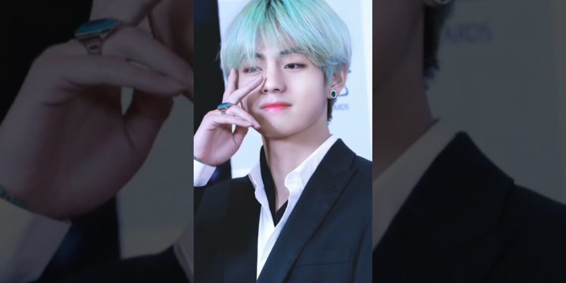 Which BTS member like to read books most?😉😘💜 write answer in comment section #bts #shorts