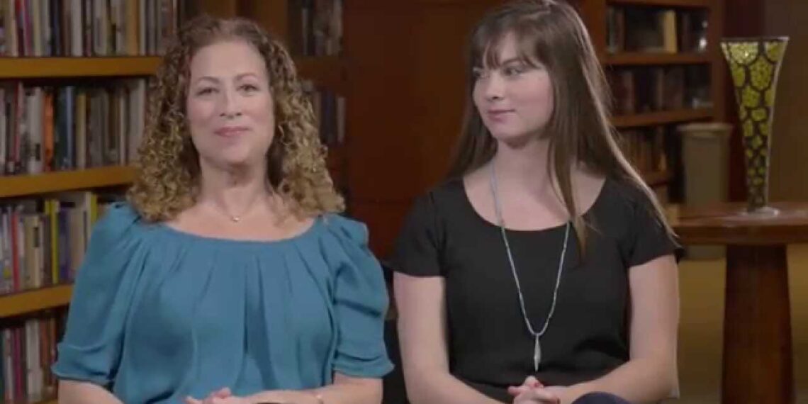 OFF THE PAGE Author Interview with Jodi Picoult and Samantha Van Leer