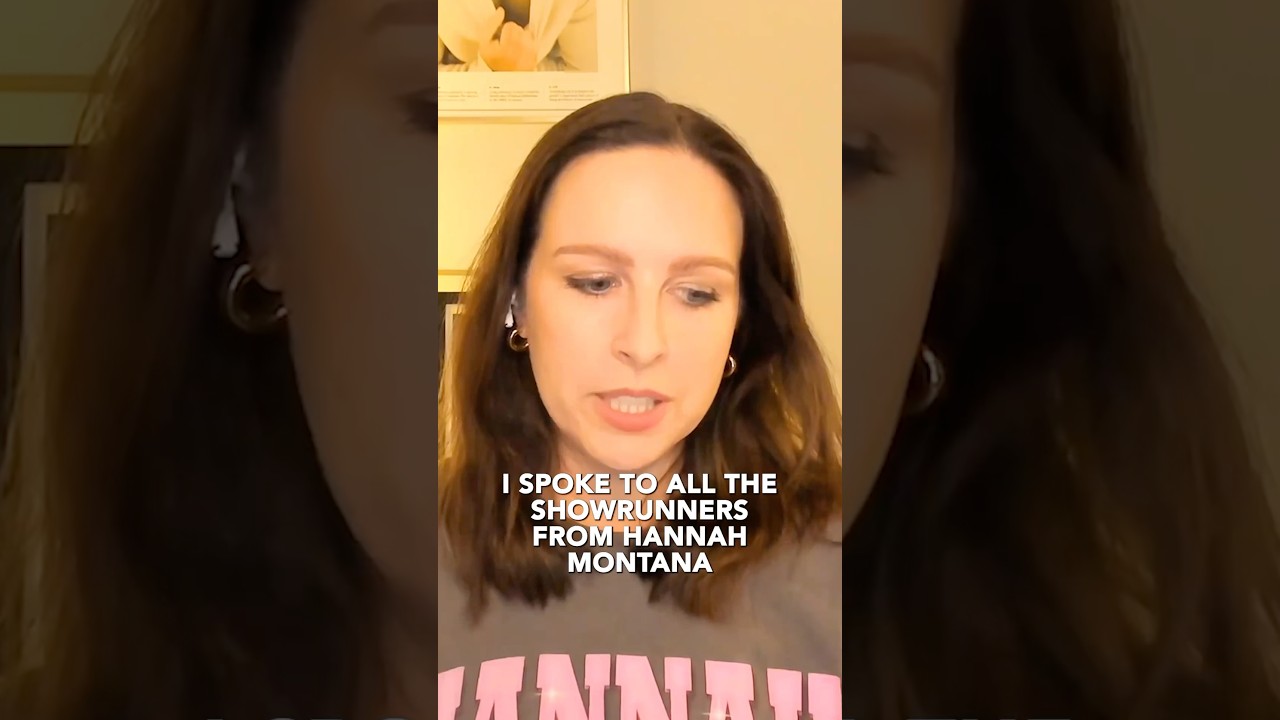 Author of #DISNEYHIGH Ashley Spencer talks about Miley & Billy Ray on #HannahMontana 📚