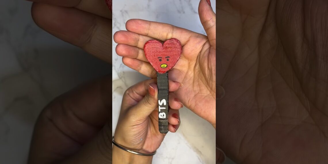 Tata bts cute bookmark 🔖 #how #bts #bt21 #tatabt21 #shorts #youtubeshorts #bookmark #viral