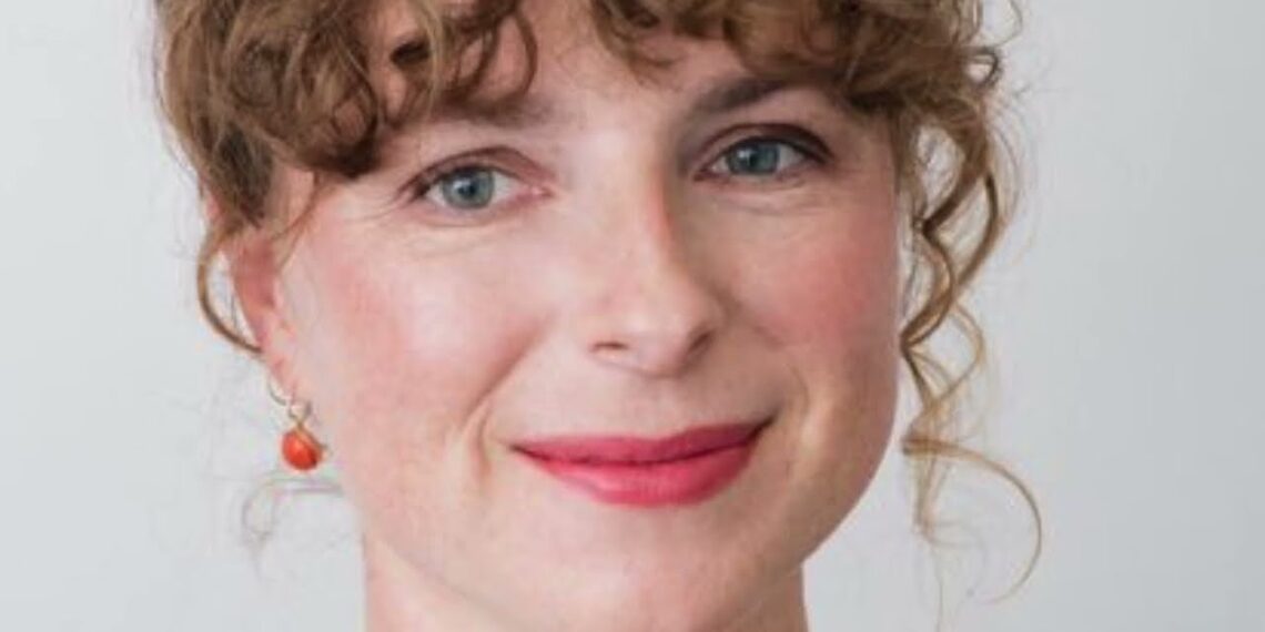 Episode 51: Interview With Author Anna Rasche