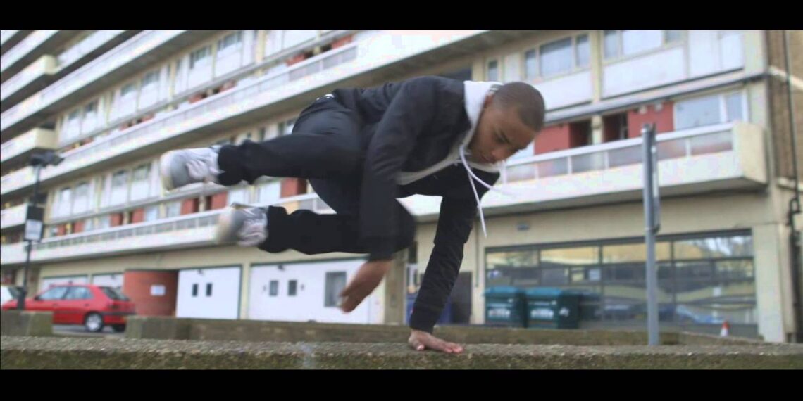 Out of this World book trailer: Ali Sparkes